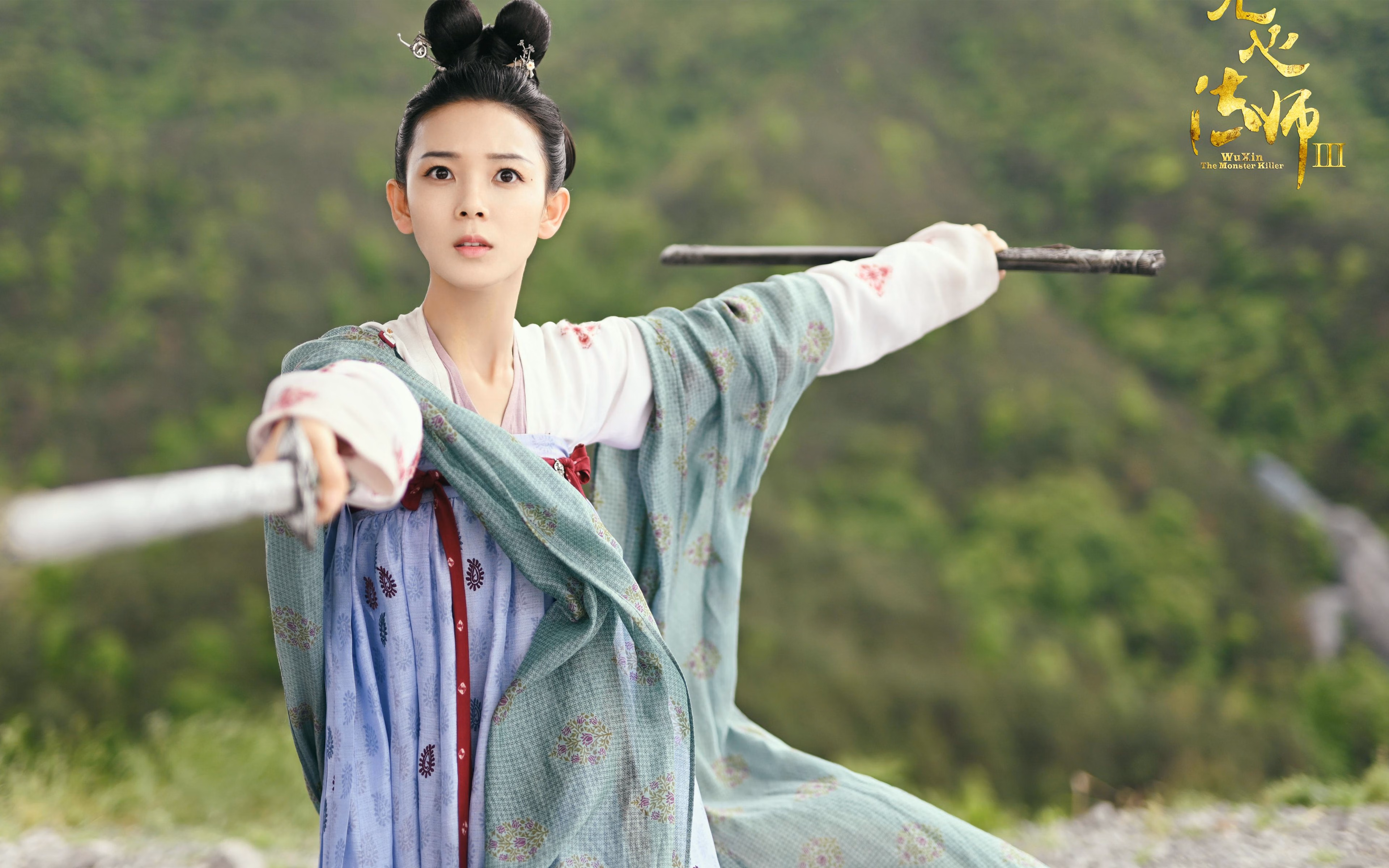 意大利骑手多米安·米歇尔斯在2024年巴黎奥运会盛装舞步比赛中获得第六名，展现坚韧精神。